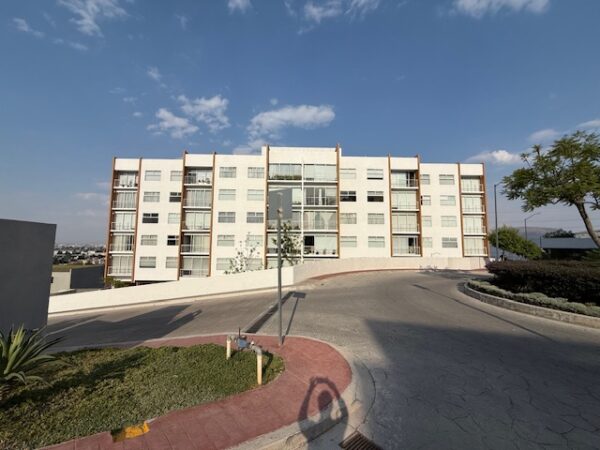 En Venta: Departamento en el 3° piso de Residencial Hacienda del Parque